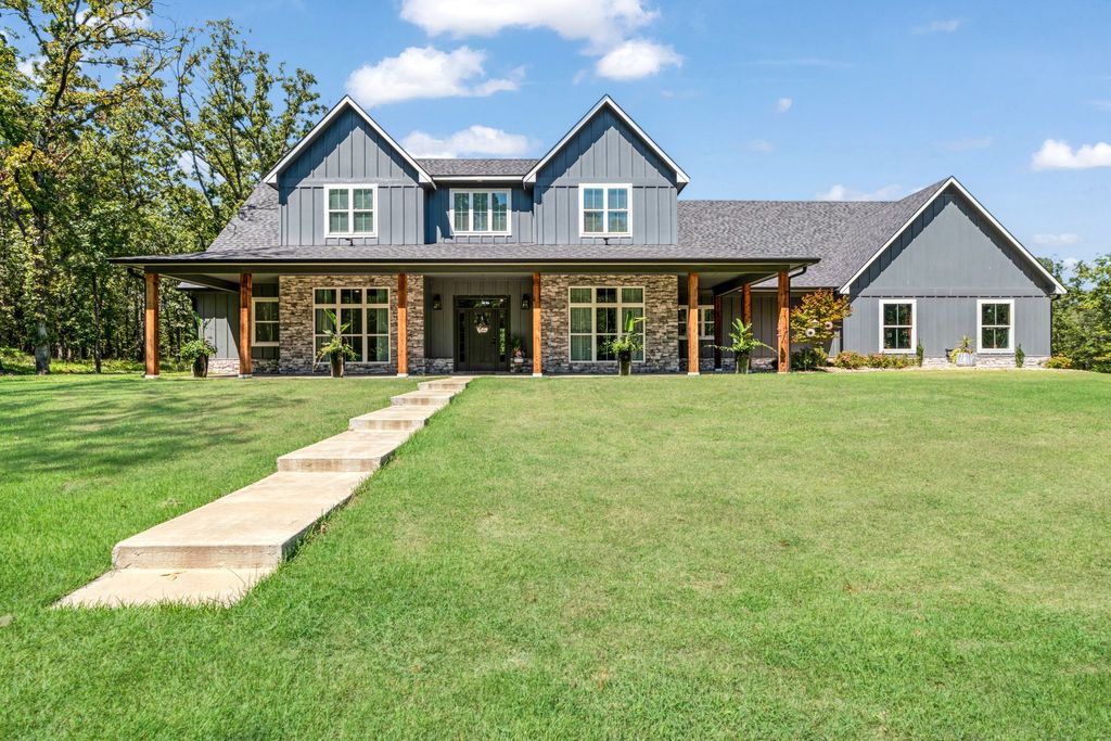 545 County Road 42540, Paris, TX 75462