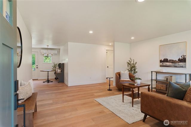 1313 Corona Avenue, Port Townsend, WA 98368