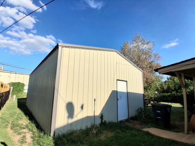 4005 Blaine Road, Shawnee, OK 74804