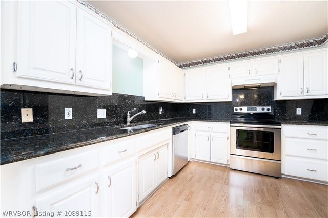 7912 S 24th Street, Fort Smith, AR 72908