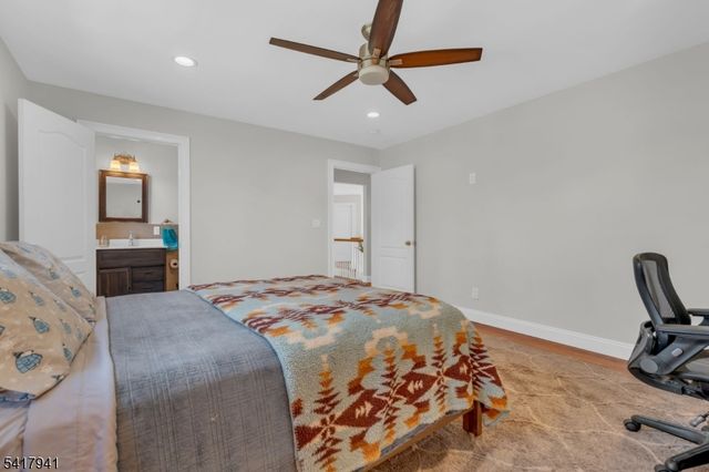 66 Ridge Ave, Park Ridge Boro, NJ 07656