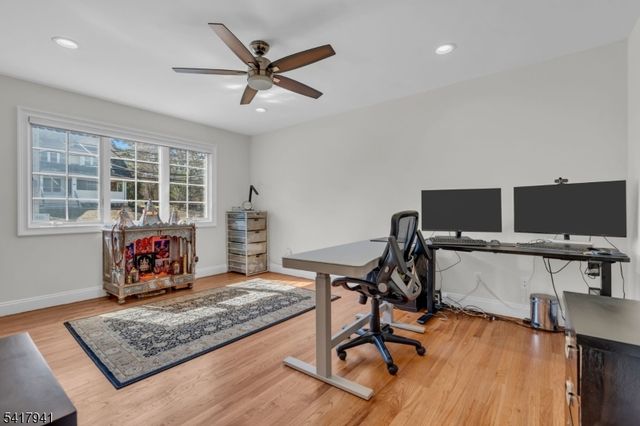 66 Ridge Ave, Park Ridge Boro, NJ 07656