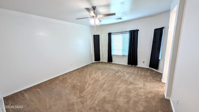 21511 E Prospector Place, Red Rock, AZ 85145