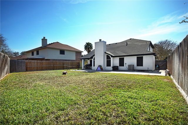 5410 Knights Circle, Corpus Christi, TX 78413