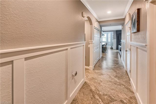 9572 Trevi CT 5037, Naples, FL 34113