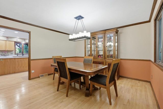 7050 Briar Lane, Sun Prairie, WI 53590