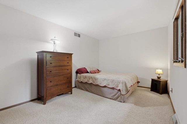 7050 Briar Lane, Sun Prairie, WI 53590