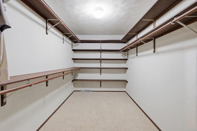 7050 Briar Lane, Sun Prairie, WI 53590