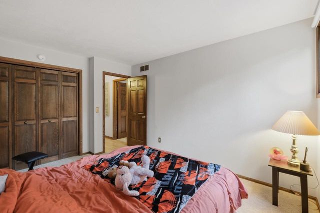 7050 Briar Lane, Sun Prairie, WI 53590