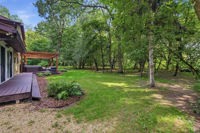 7050 Briar Lane, Sun Prairie, WI 53590