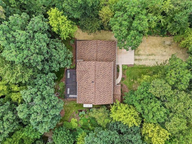 7050 Briar Lane, Sun Prairie, WI 53590