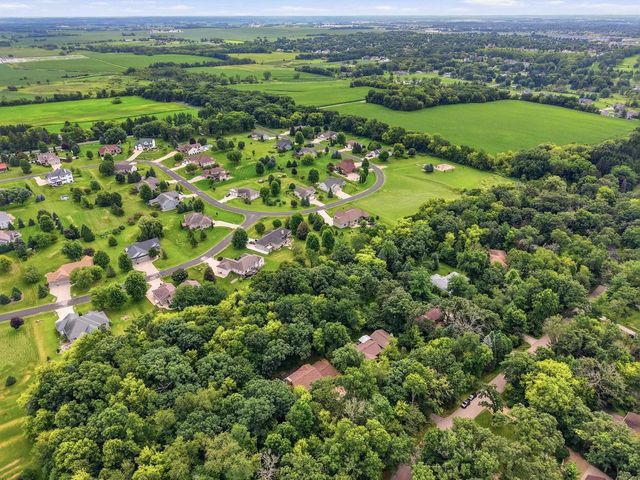 7050 Briar Lane, Sun Prairie, WI 53590