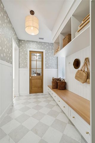 4814 W EUCLID AVENUE, Tampa, FL 33629