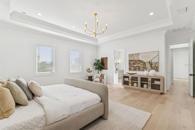 4814 W EUCLID AVENUE, Tampa, FL 33629