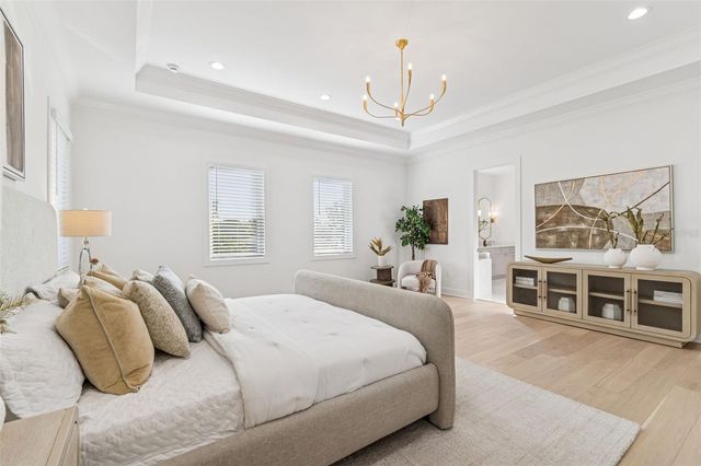 4814 W EUCLID AVENUE, Tampa, FL 33629