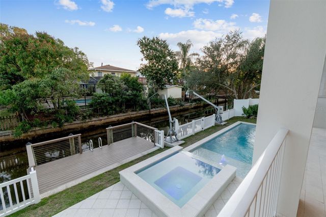 4814 W EUCLID AVENUE, Tampa, FL 33629