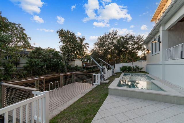 4814 W EUCLID AVENUE, Tampa, FL 33629