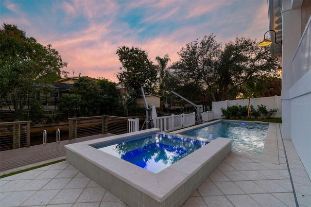 4814 W EUCLID AVENUE, Tampa, FL 33629