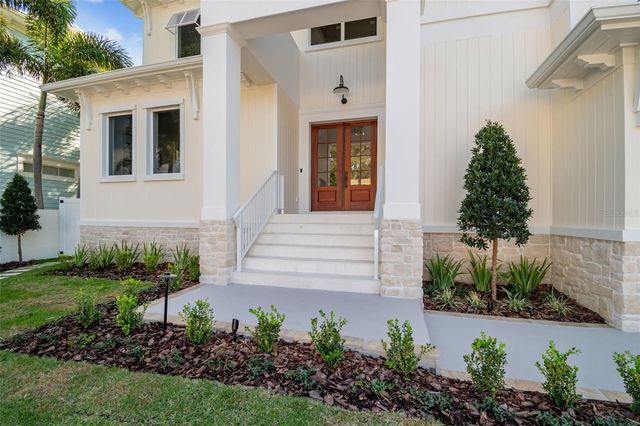 4814 W EUCLID AVENUE, Tampa, FL 33629