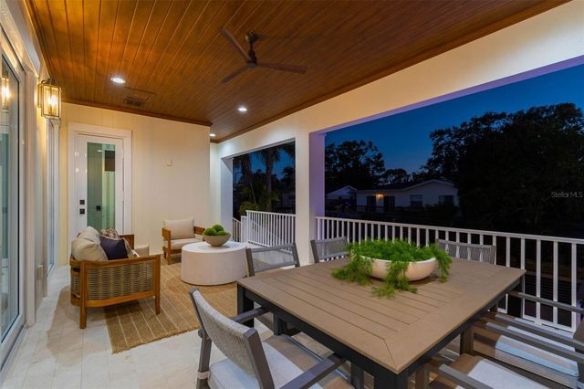 4814 W EUCLID AVENUE, Tampa, FL 33629