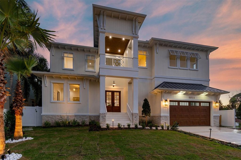 Image 2 of property listing at 4814 W EUCLID AVENUE, Tampa, FL 33629