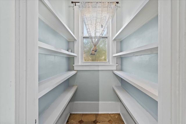 122 N EVERGREEN ST, Memphis, TN 38104