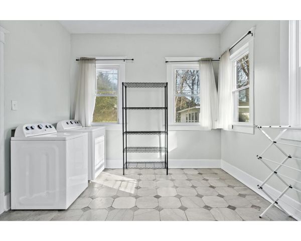 122 N EVERGREEN ST, Memphis, TN 38104