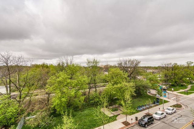 525 KEDZIE Avenue 302, Evanston, IL 60202