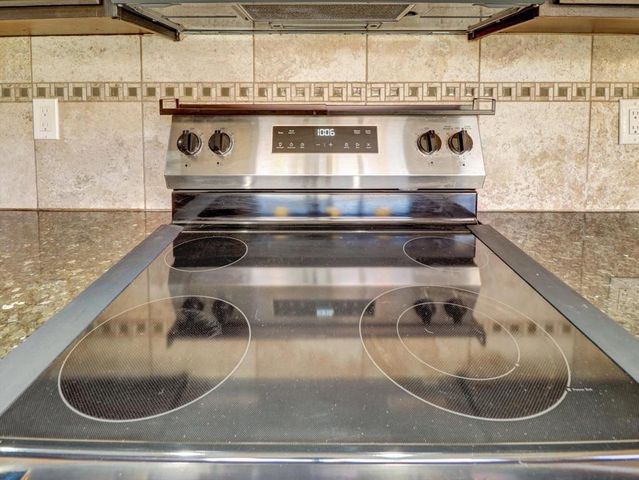 525 S Thornhill Road, Palm Springs, CA 92264