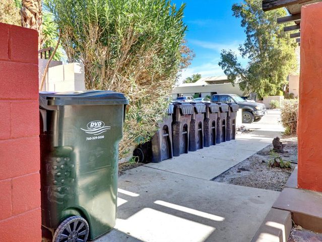 525 S Thornhill Road, Palm Springs, CA 92264