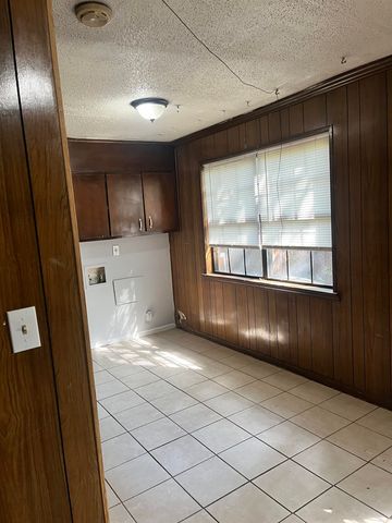 6354 Shannon Parkway 9E, Union City, GA 30291