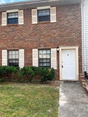 6354 Shannon Parkway 9E, Union City, GA 30291