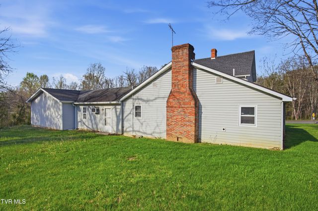 380 Oak Grove Road, Gray, TN 37615