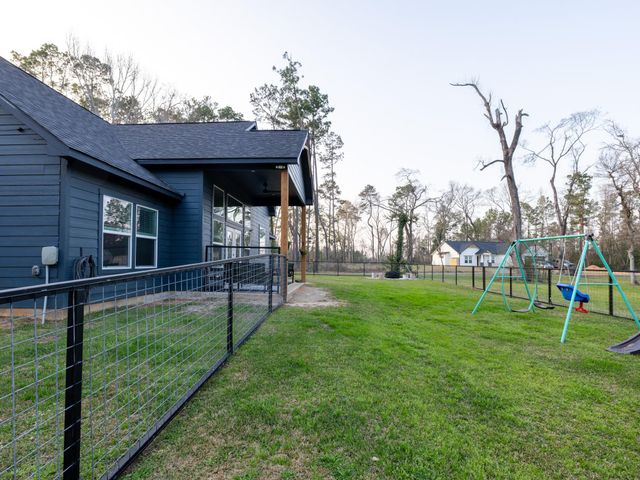 111 V Allen Lane, Coldspring, TX 77331