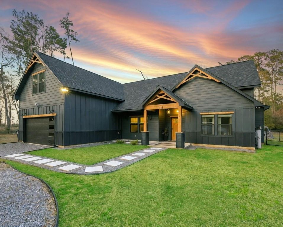 111 V Allen Lane, Coldspring, TX 77331