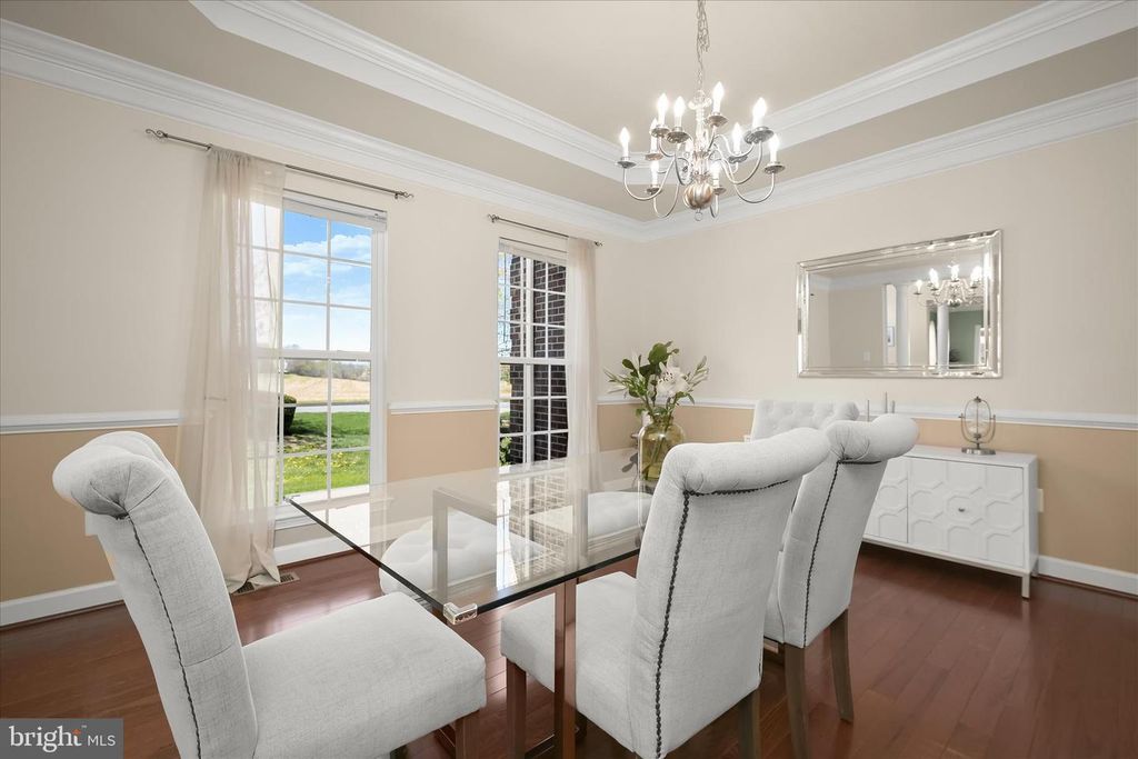 Image 18 of property listing at 10138 ROULETTE DR, Hagerstown, MD 21740