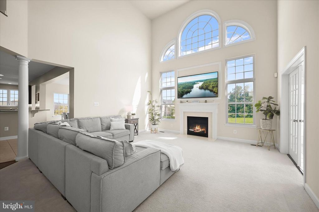 Image 2 of property listing at 10138 ROULETTE DR, Hagerstown, MD 21740