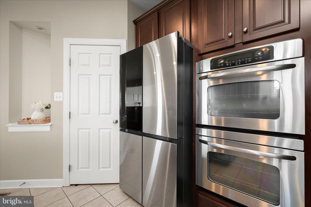 Image 27 of property listing at 10138 ROULETTE DR, Hagerstown, MD 21740