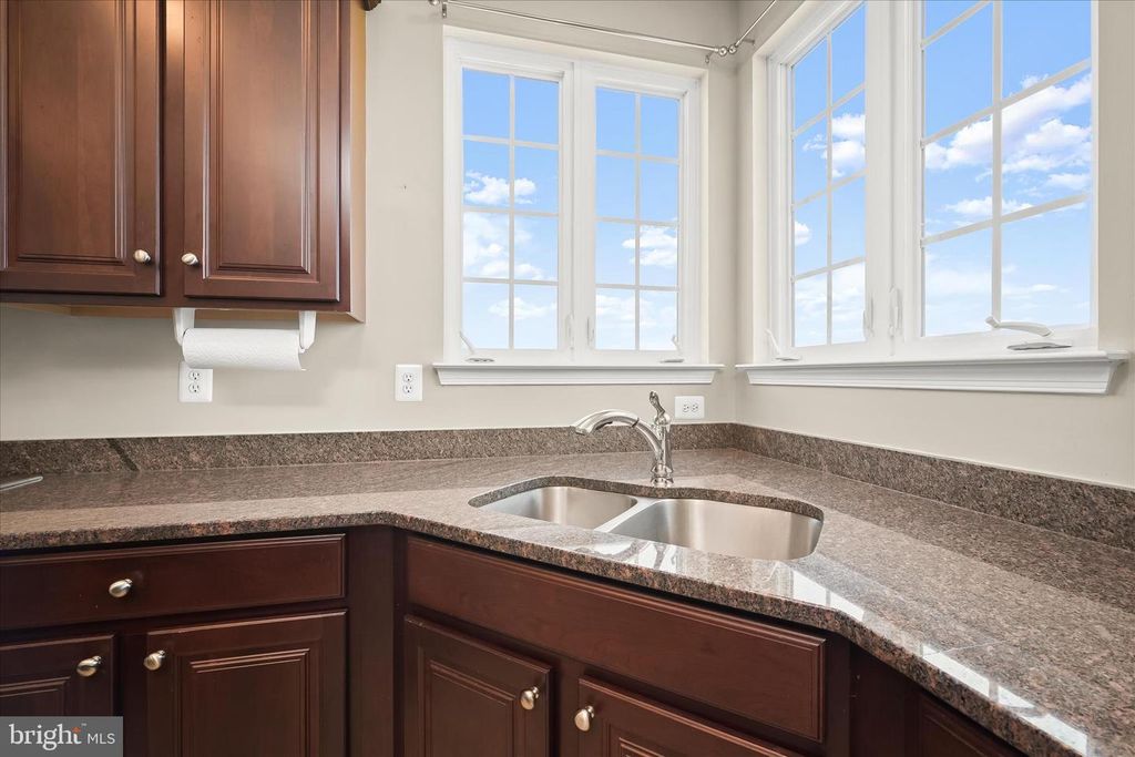 Image 29 of property listing at 10138 ROULETTE DR, Hagerstown, MD 21740