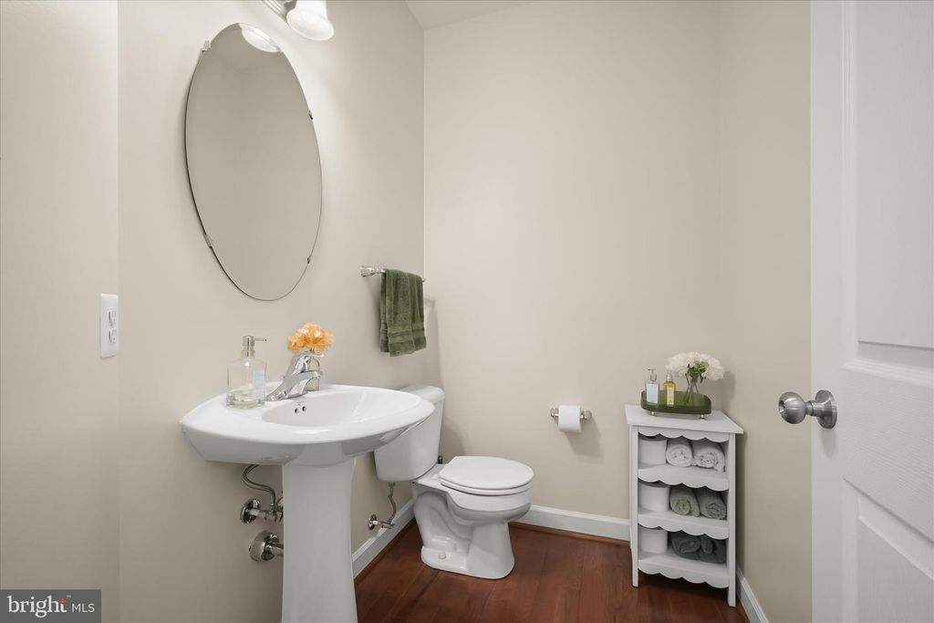 Image 37 of property listing at 10138 ROULETTE DR, Hagerstown, MD 21740