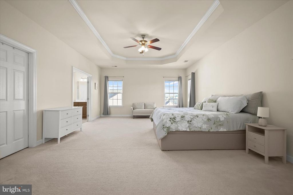 Image 42 of property listing at 10138 ROULETTE DR, Hagerstown, MD 21740