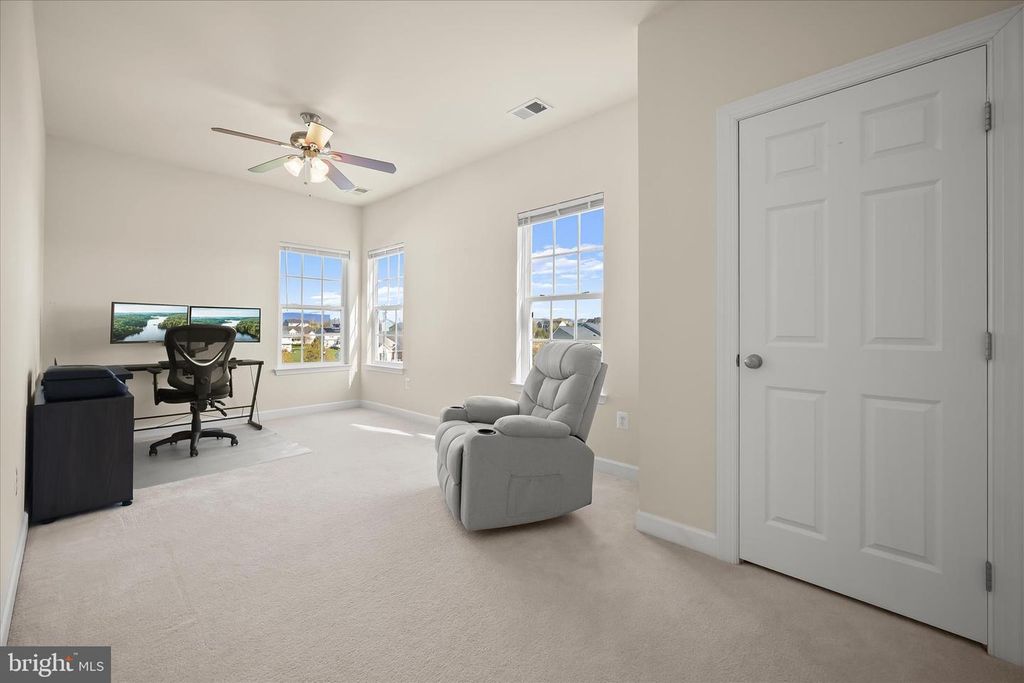 Image 49 of property listing at 10138 ROULETTE DR, Hagerstown, MD 21740