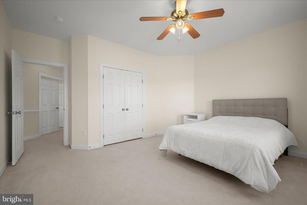 Image 51 of property listing at 10138 ROULETTE DR, Hagerstown, MD 21740