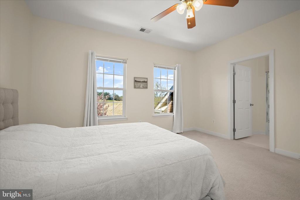 Image 52 of property listing at 10138 ROULETTE DR, Hagerstown, MD 21740