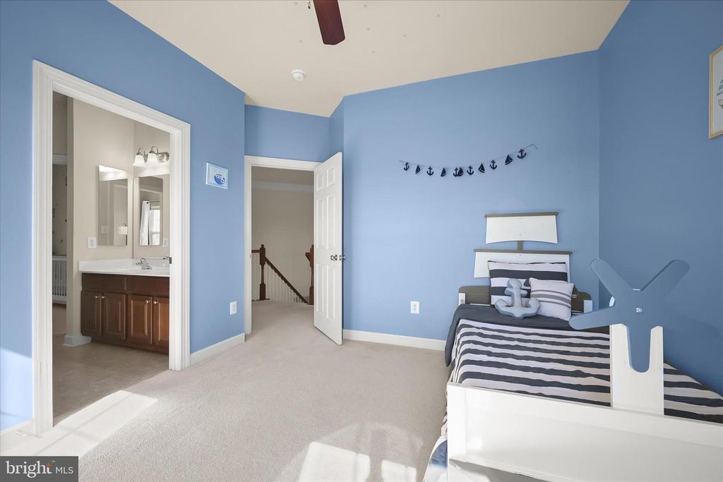 Image 60 of property listing at 10138 ROULETTE DR, Hagerstown, MD 21740