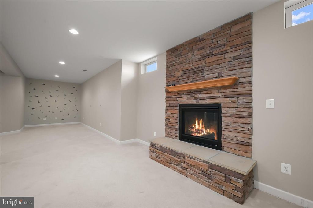 Image 62 of property listing at 10138 ROULETTE DR, Hagerstown, MD 21740