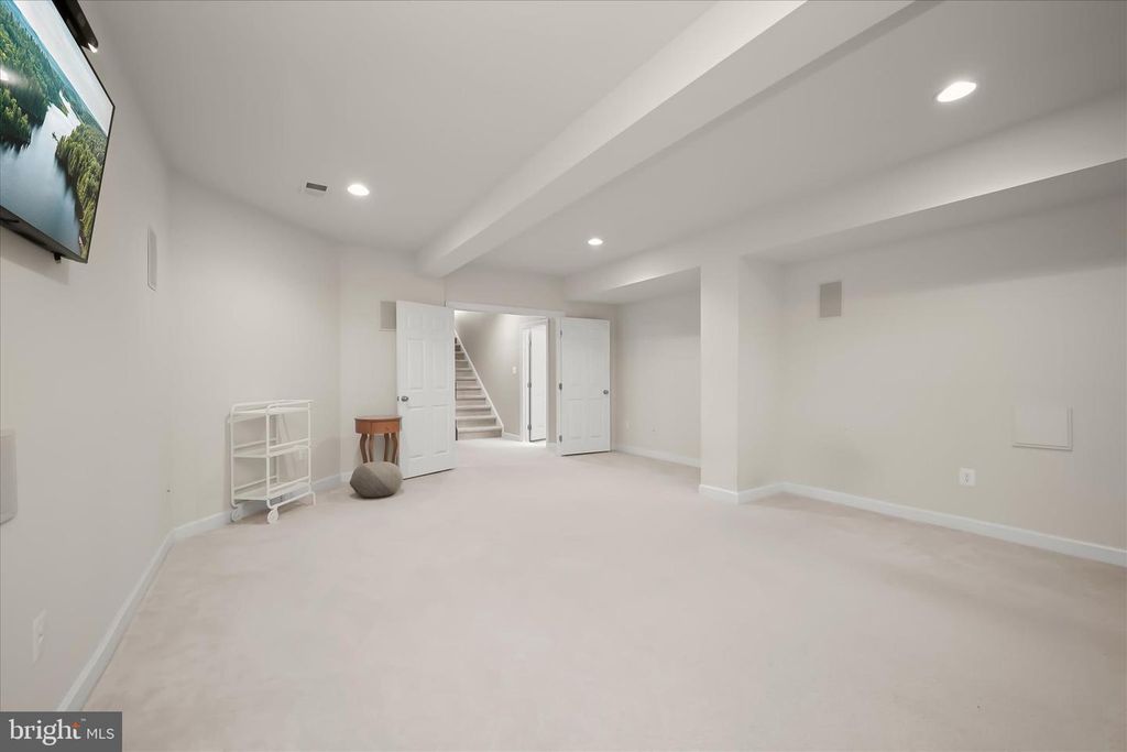 Image 68 of property listing at 10138 ROULETTE DR, Hagerstown, MD 21740