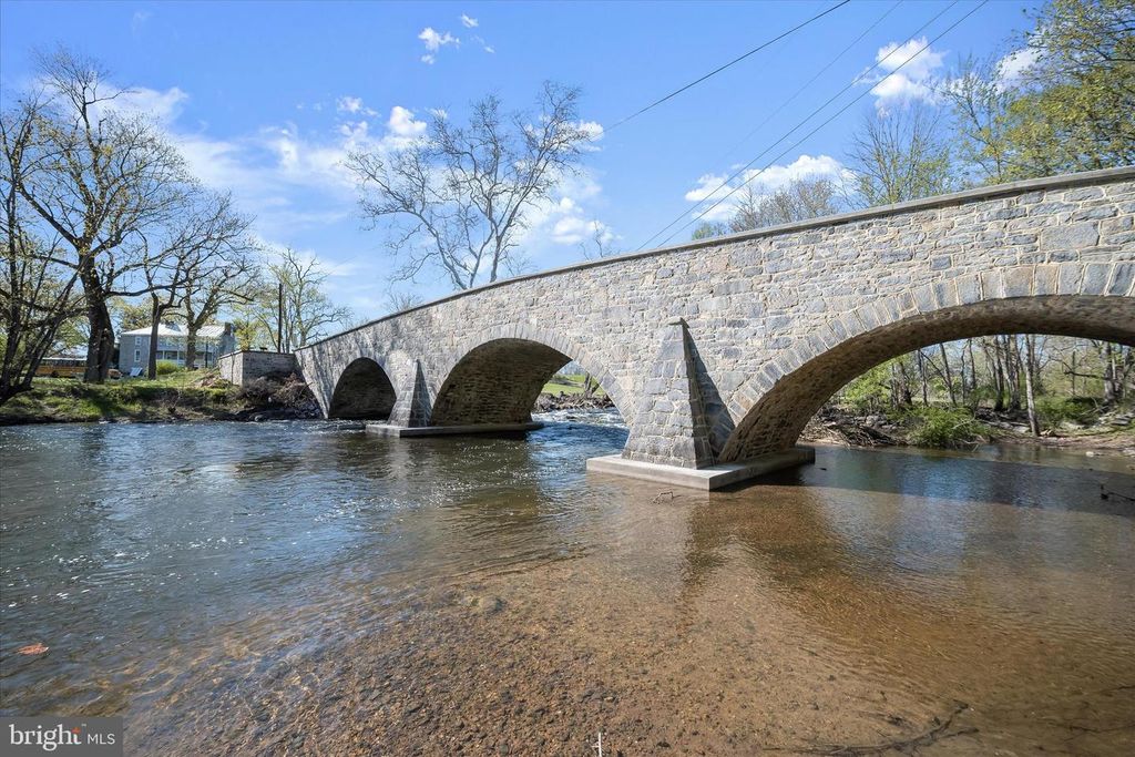 Image 79 of property listing at 10138 ROULETTE DR, Hagerstown, MD 21740