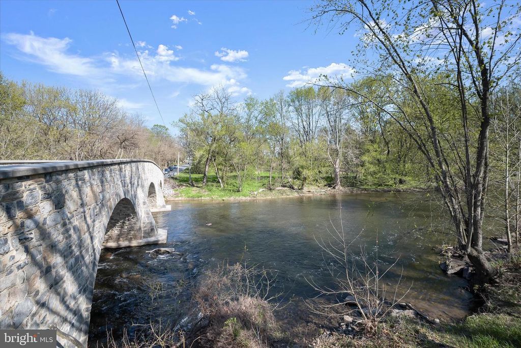 Image 82 of property listing at 10138 ROULETTE DR, Hagerstown, MD 21740