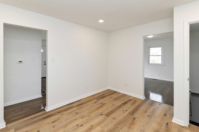 2419 E 23rd Street, Des Moines, IA 50317